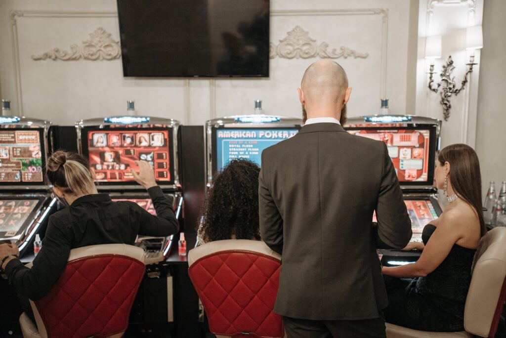 The difference between free vs real-money slots explained